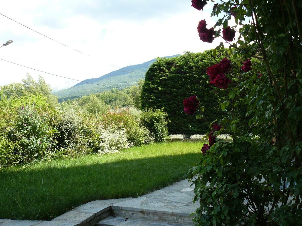 Appartement Dans Maison Entre Savines Et Embrun Crots Luaran gambar